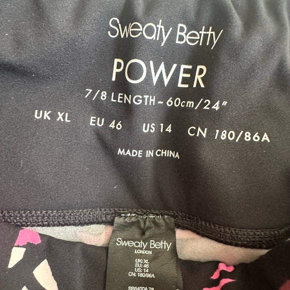 SWEATY BETTY Black & Pink Petal Camo Print POWER WORKOUT 7/8 LEGGINGS S 4/6 - Picture 4 of 5